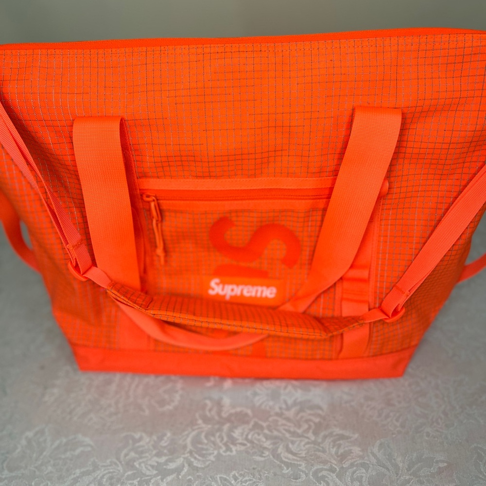 Authentic Supreme 3m Tote Bag. View 4